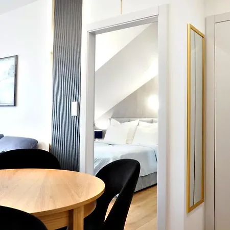 Posesja Kapitanska Oli&joly