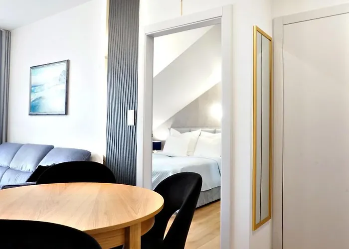 Posesja Kapitanska Oli&joly